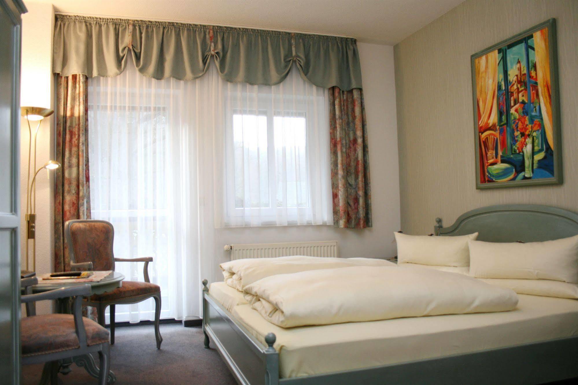 Kurhotel Бад Зудероде Екстериор снимка